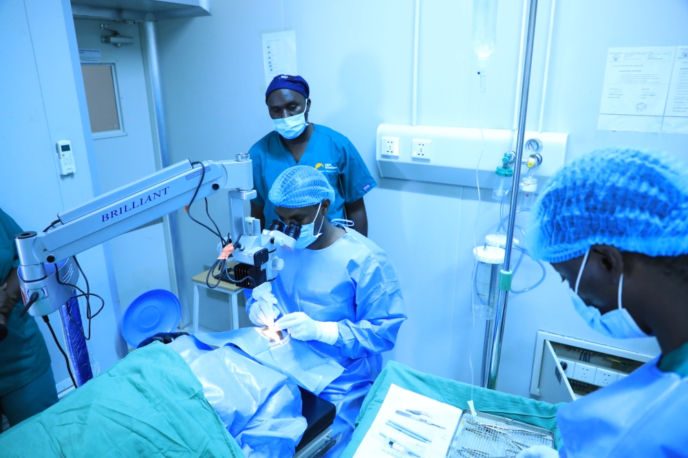Doctors during an operation at Masaka Hospital in Kigali. Photo by Craish Bahizi